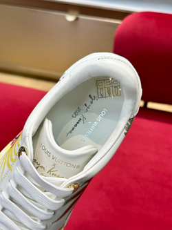 Louis Vuitton Time Out Kusama