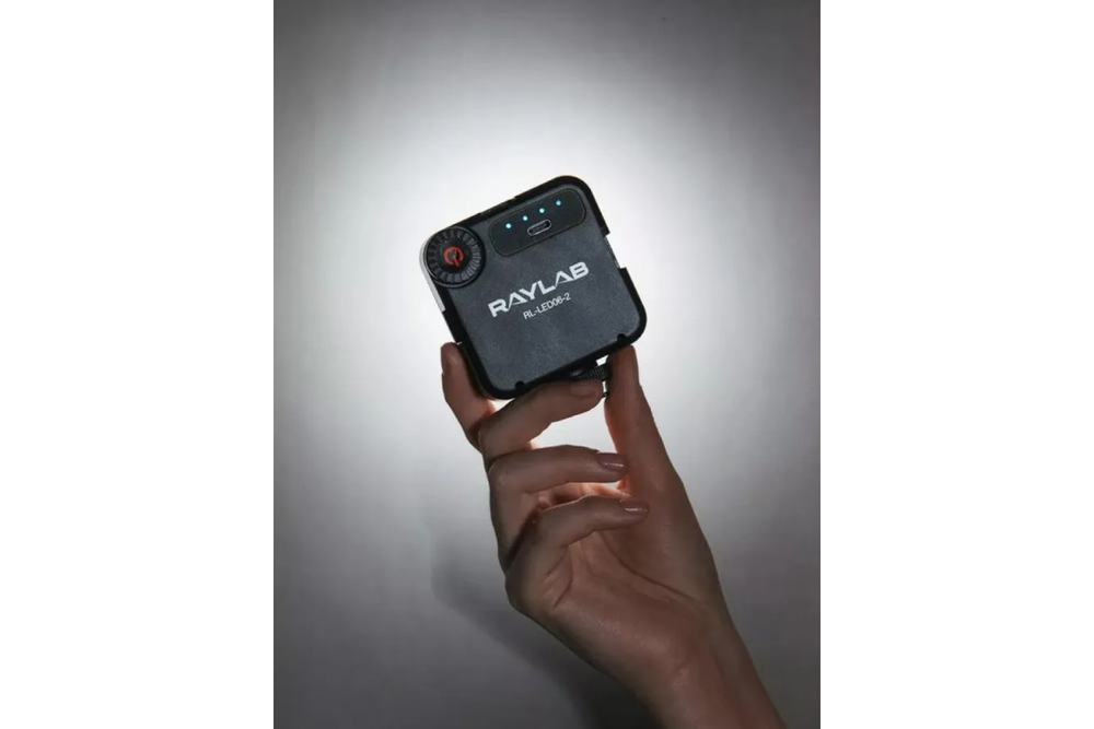 Осветитель светодиодный Raylab RL-LED06-2 5600K 2000mAh