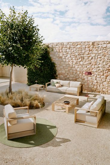 Диван Ambra 2-местный уличный из акации со светлой отделкой 174 см La Forma Испания