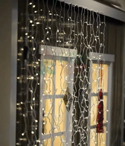 Светодиодный мерцающий облегченный занавес 2*3 м, 220V., 600 теплых белых LED ламп, прозрачный ПВХ, Beauty Led (PCL600NOTBL-10-2WW)