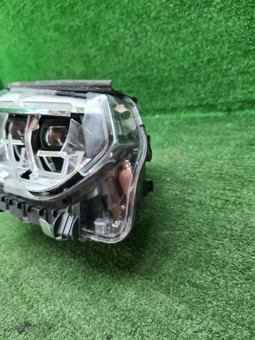 Битая Фара правая BMW X3 G01 (2017-2021) Adaptive LED