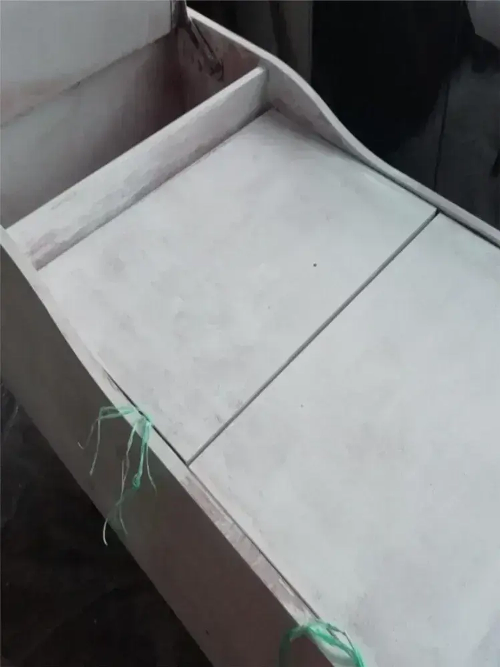 Грунтовка для мебели под покраску адгезионная DESSA DECOR 750 мл, цвет белый