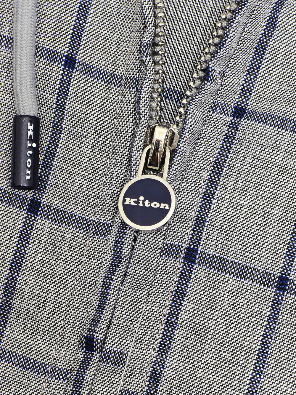 Курта Kiton