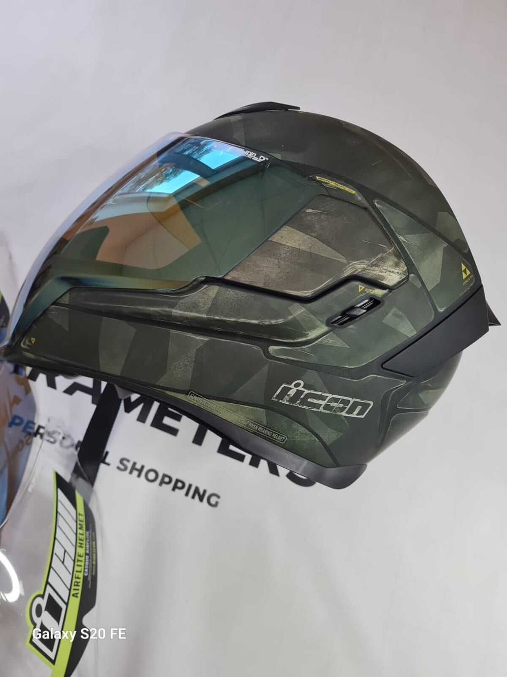 Мотошлем зеленый матовый Icon Airflite BATTLESCAR 2