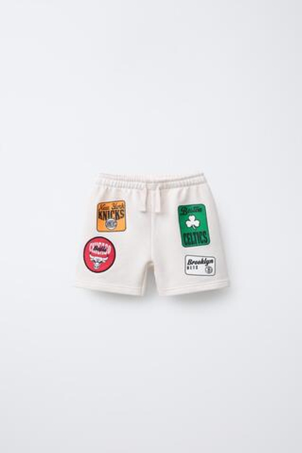 ZARA ШОРТЫ С НАШИВКАМИ NBA ©, ЭКРЮ