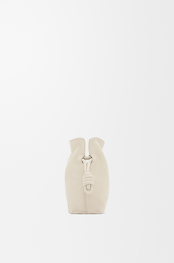 Loewe Мини-клатч Flamenco из телячьей кожи наппа, цвет морской соли