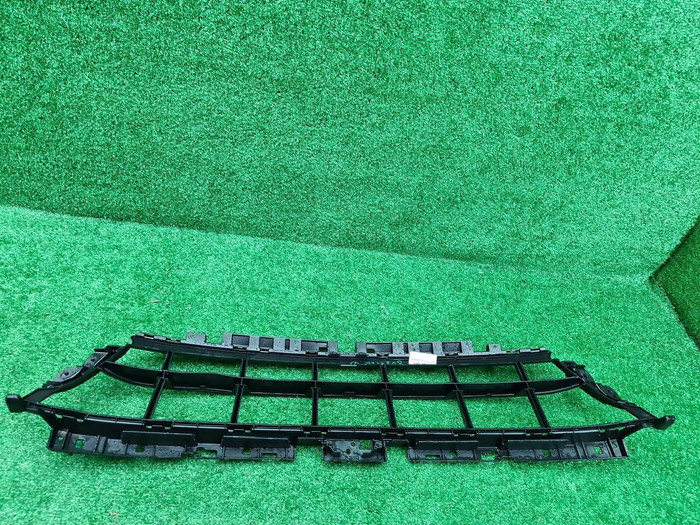 Решетка перед бампера Porsche Panamera 971 (20-24)