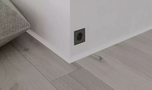 Антиплинтус Апл 02.2700.16. Белый 16х26х2700мм