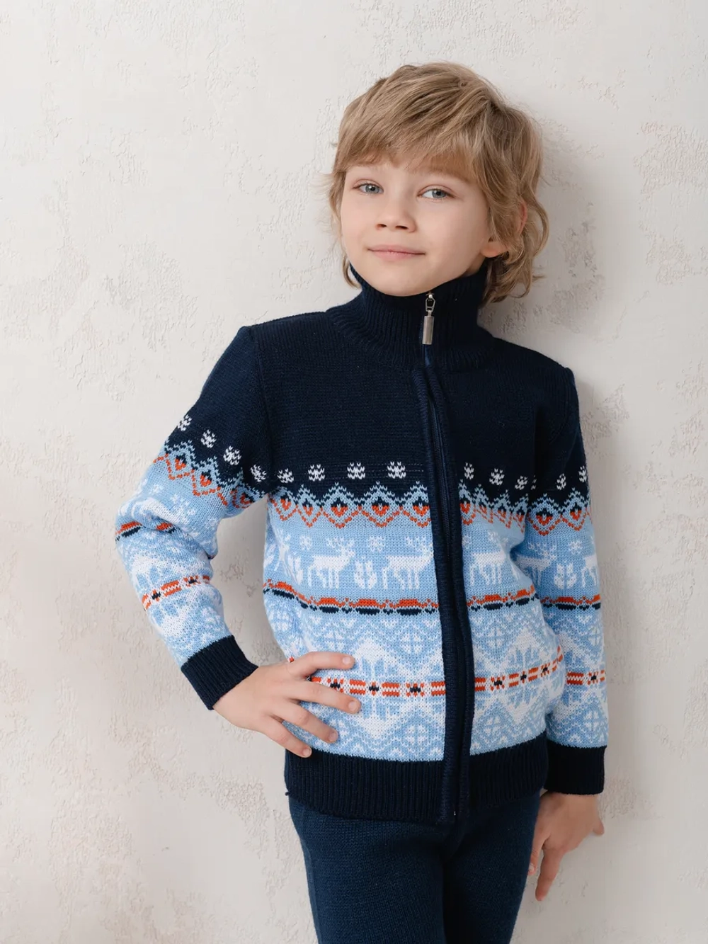 Кофта вязаная на молнии "Северное сияние"