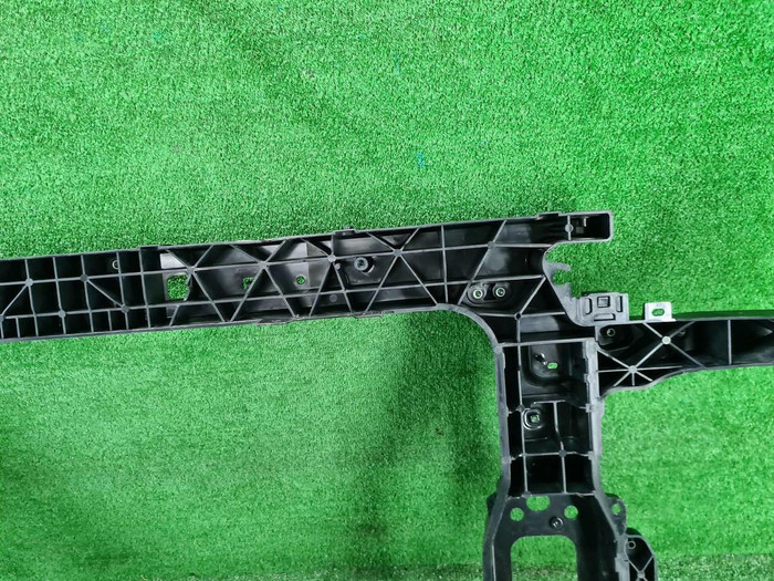 Телевизор Hyundai Santa Fe 4 TM (2018-2021)