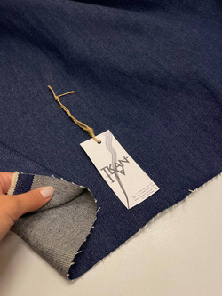 Костюмный плотный хлопковый однотонный джинс (ACNE STUDIOS, 100%хлопок, Джинсовый синий, 170, 460 гр/м2)