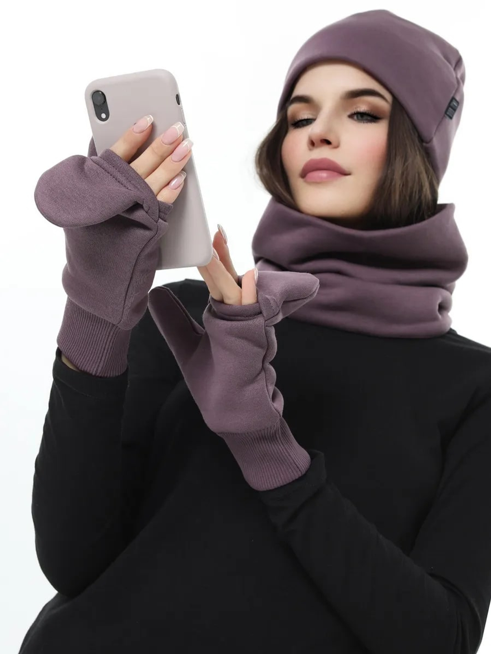 Шапка бини с начесом для хвоста, дред и кос