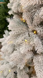 Заснеженная елка с гирляндой встроенной «Летиция» (Литая хвоя) 210 см / 2,1 м