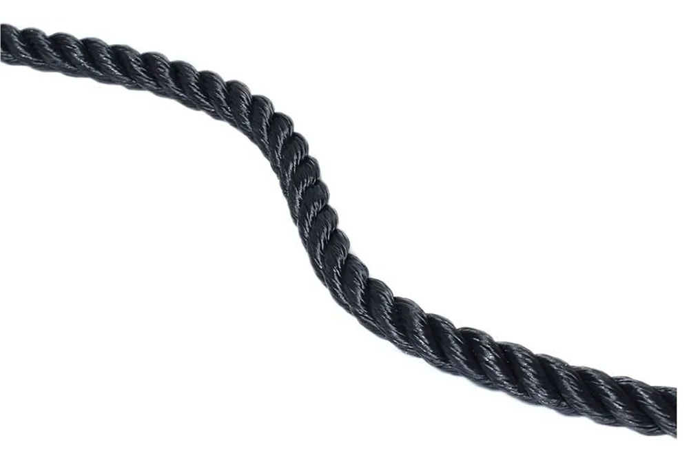 Нитки полиэфирные Петроканат Polytex, 100 г, 210 den/9 (0,70 мм), белые