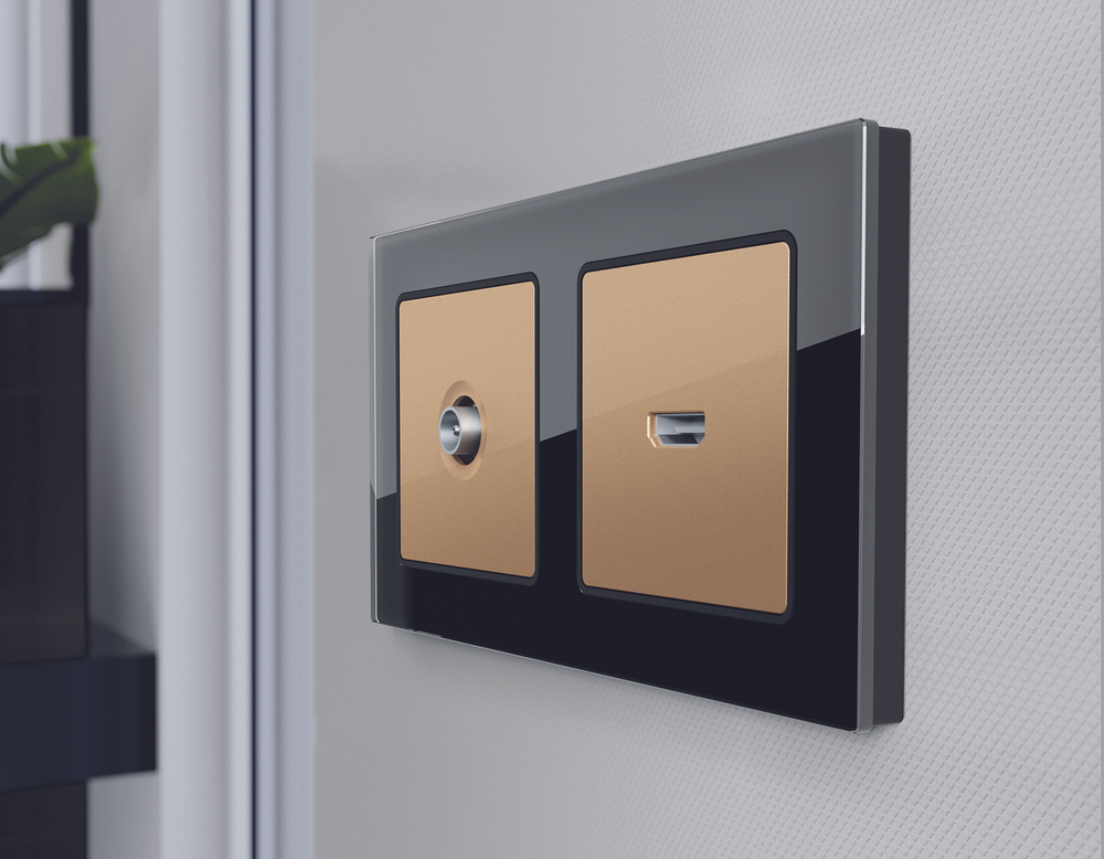 AP6140 Лицевая панель ALFA (Шампань) для HDMI розетки QUANT