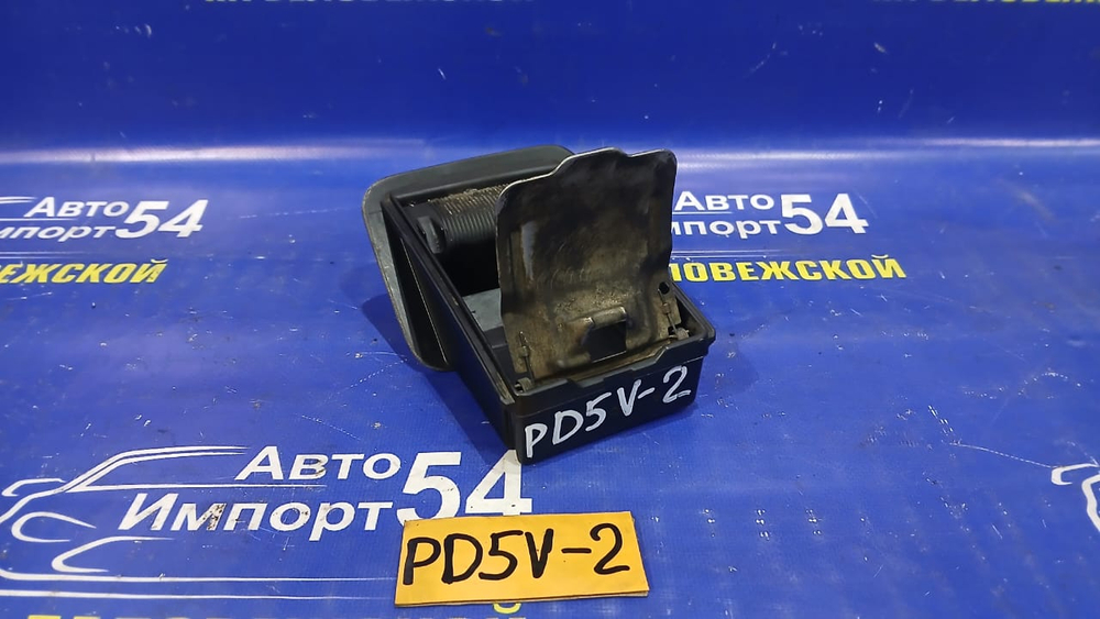 Пепельница MITSUBISHI DELICA 1998