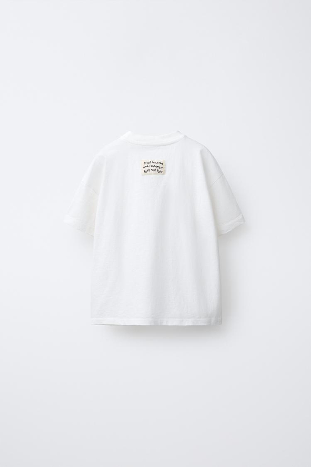 ZARA ФУТБОЛКА С КОНТРАСТНЫМ КАРМАНОМ, ЖЕЛТОВАТО-БЕЛЫЙ