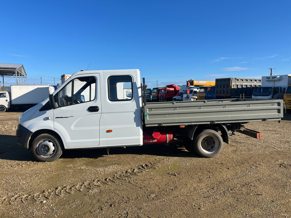 GAZ GAZELLE NEXT Бортовой (Евроборт) A22R35 (Бортовой, Бензин/Газ, 2,7 л, 107 л.с.)