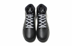 Кроссовки Jordan Air Jordan 1 Mid (Bg) (Женская размерная сетка)