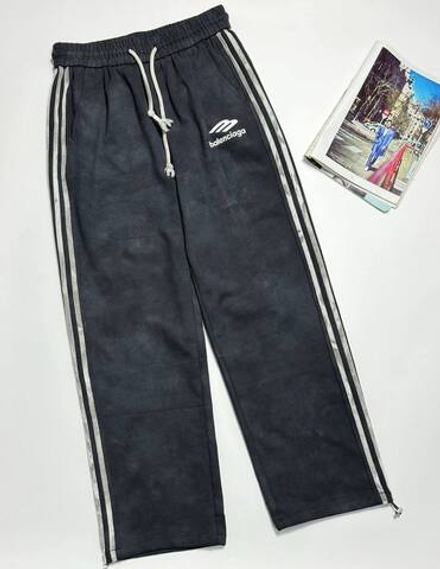 Спортивные штаны Balenciaga