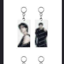 Мерч Stray Kids SECRET ACRYLIC KEYRING - RUN IT (брелок)