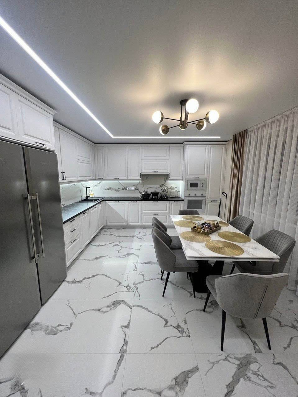 Кухонный гарнитур — фасады МДФ эмаль, корпус ЛДСП, столешница 40 мм