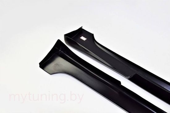 Накладки на пороги V.5 для VW Golf 6 2008-2016