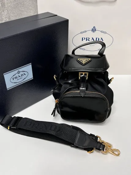 Рюкзак Prada Re-nylon черный