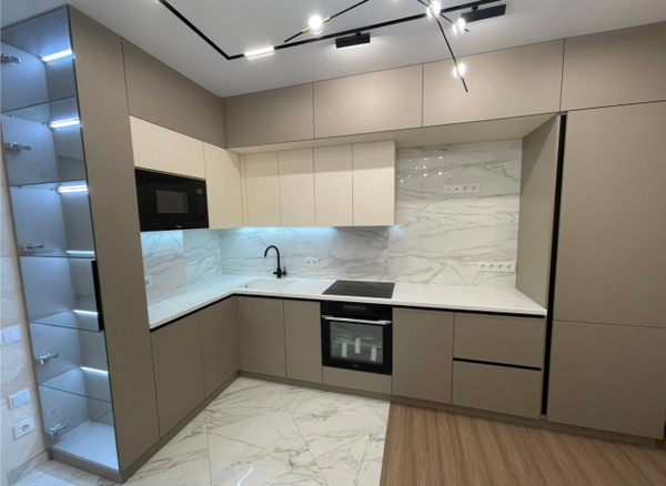 Примеры современных кухонь в дизайне из интернета