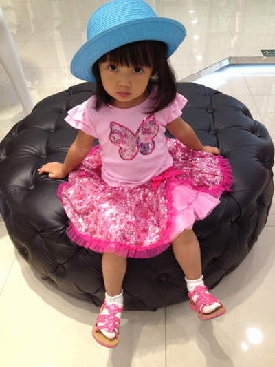 Платье детское с многослойной юбкой расшитой пайетками