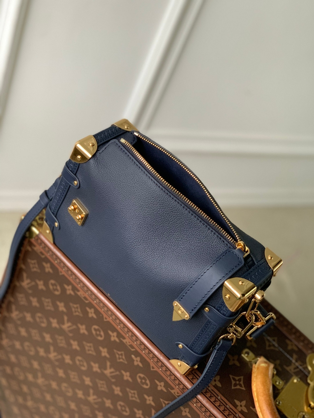 Louis Vuitton Side Trunk MM