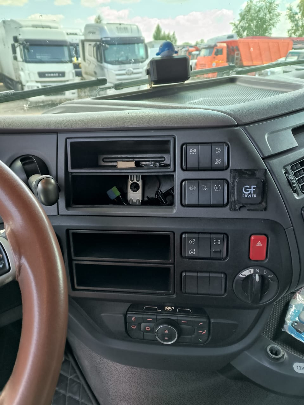 DAF XF 4x2 Седельный тягач XF 450 FT (Дизельный, 10,8 л, 449 л.с., АТ)