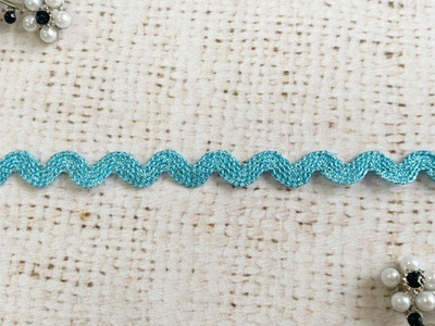 Тесьма "Вьюнок" люрекс, ш. 4-5 мм, пр-во Россия