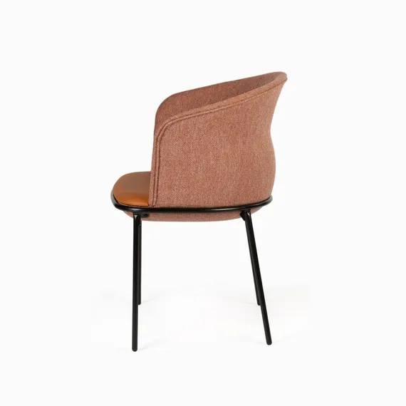 Стул Embrace с подлокотниками