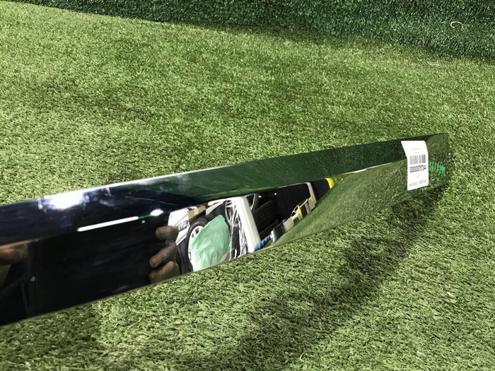 Накладка заднего бампера правая Bentley Bentayga (2015-2020)