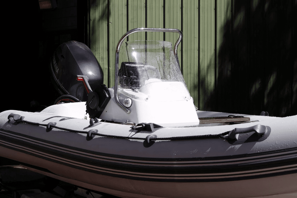 Лодка РИБ БУРЕВЕСТНИК 390 ST