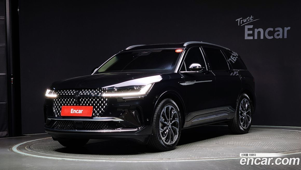 Lincoln Nautilus 2 Generation 2.0 Reserve AWD (12.2023)