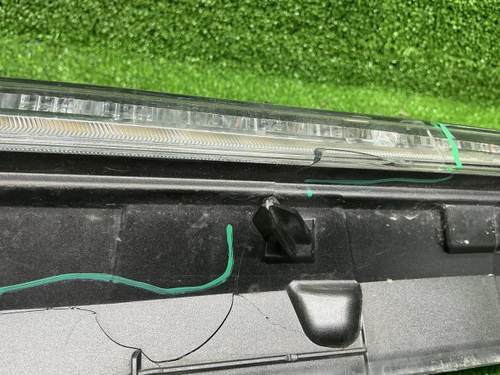 Битый ДХО левый Lexus NX 1 17-21 LED Динамический