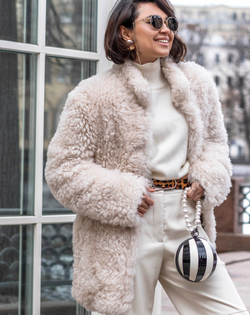 Дубленка двусторонняя Тиградо белая