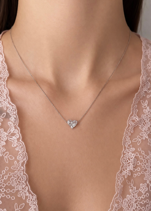 Колье "Сердце" с ассиметричными камнями