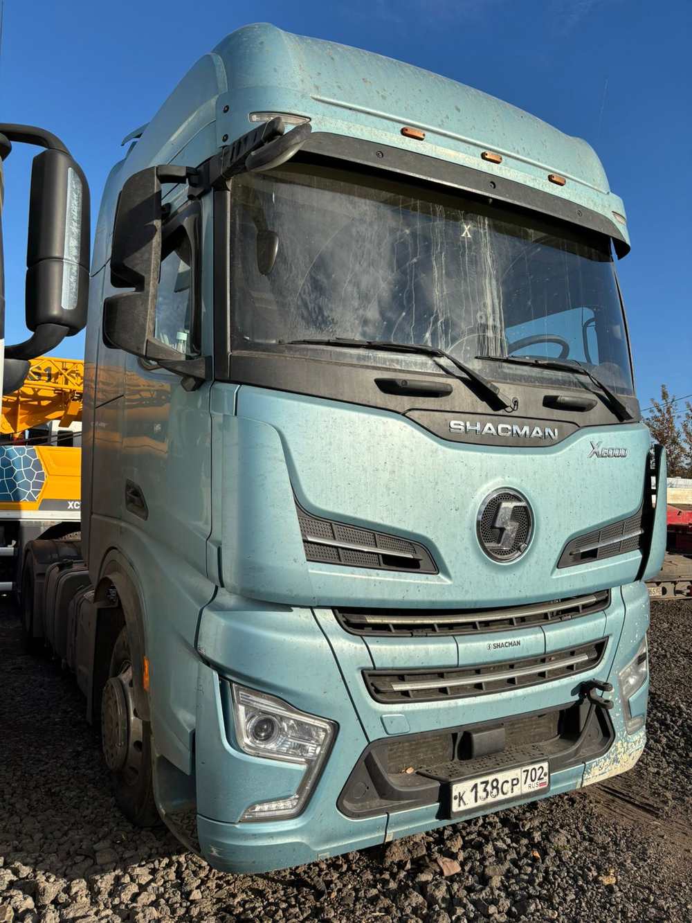Shacman (Shaanxi) SX* 4x2 Седельный тягач SX4188YY381 (Дизельный, 12,5 л, 473 л.с., МТ)