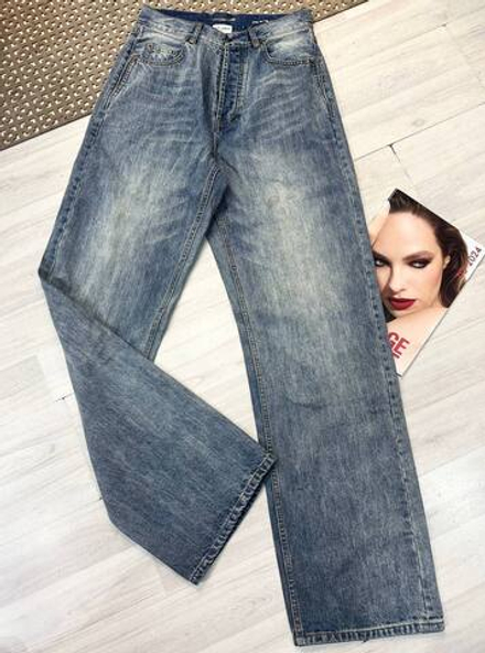 Джинсы Yves Saint Laurent