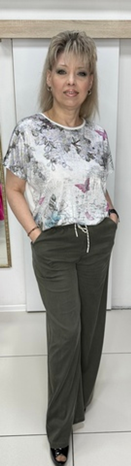 Оливковые летние брюки-палаццо под микро вельвет