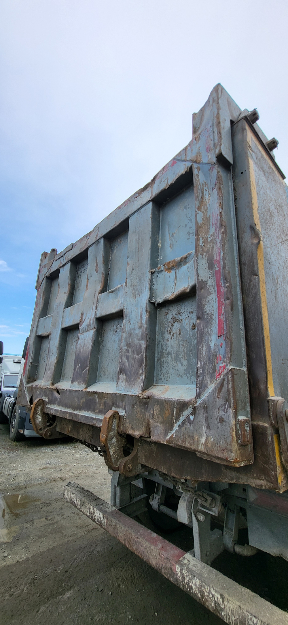 Howo ZZ* 6x4 Самосвал ZZ3327S3847E (Дизельный, 9,7 л, 373 л.с., МТ)