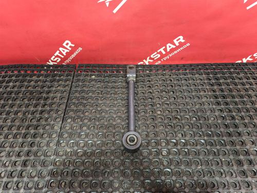 Стойка переднего стабилизатора