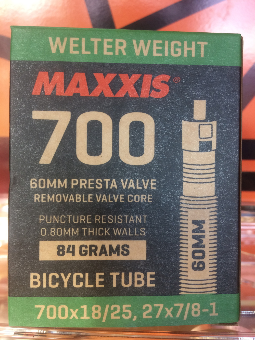 Камера Maxxis Welter Weight 700x18/25C 0.9 мм вело нип. 60 мм IB81556100 Тайвань