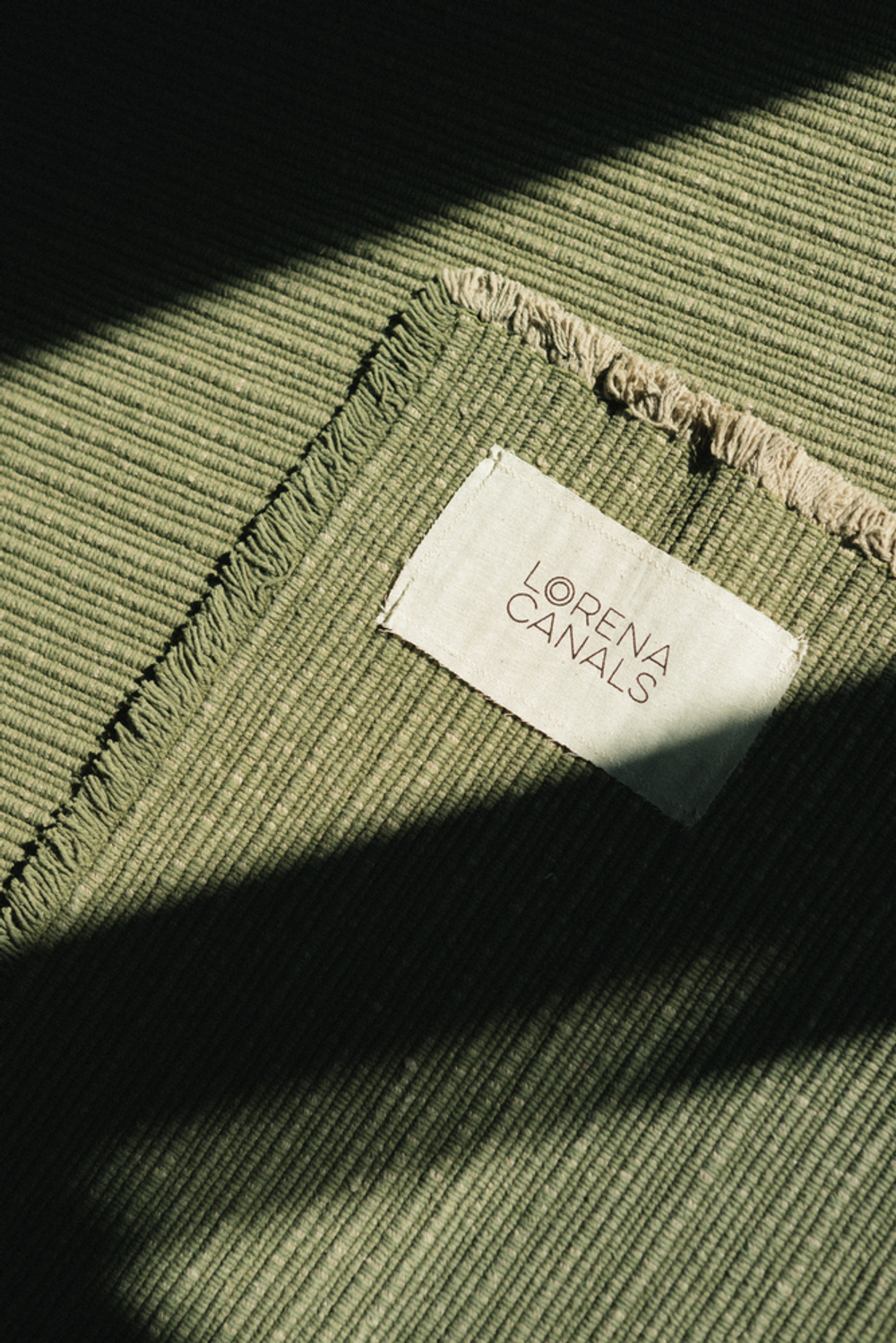 Ковер Lorena Canals Handloom Khakki M (140 x 200 см)