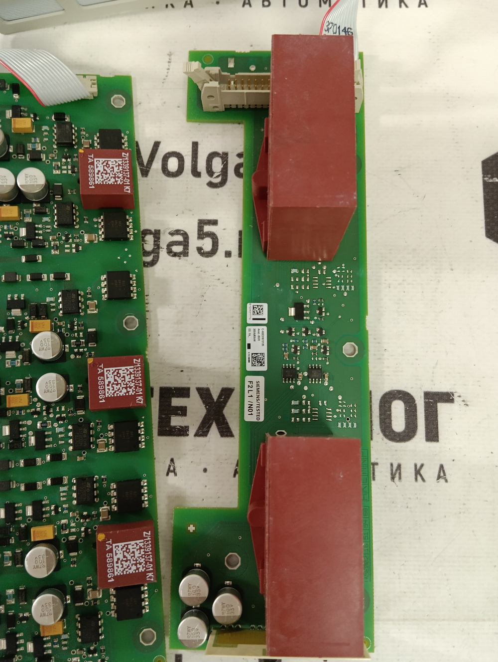 Siemens A5E01081332-001 (6SN1145-1BB00-0EA1) с хранения