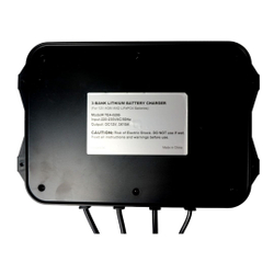 Зарядное устройство SEA-PRO ТЕ4-0286 (1х12В AGM, 2х12В LiFePo4)