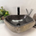 Раковина из речного камня RS-63428 (47*37*15) 0123